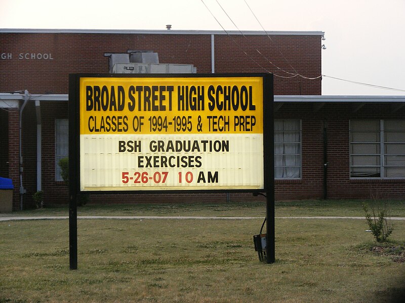 File:Broad Street High School, Shelby, Mississippi.jpg