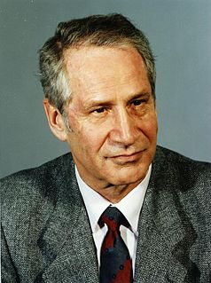 <span class="mw-page-title-main">Markus Wolf</span> Head of the East German foreign intelligence service during the Cold War