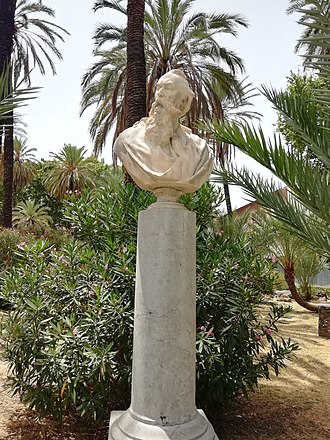 Bust of the painter in Villa Bonnano Busto di Salvatore Lo Forte.jpg