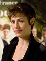 Cécile De France, pixie cut with a longer fringe, 2009