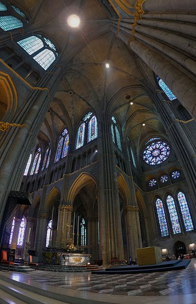 File:Cathédrale de Reims — Autel central.jpg
