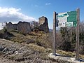 Château des Cornillans et panneau, La Baume Cornillane, Drôme