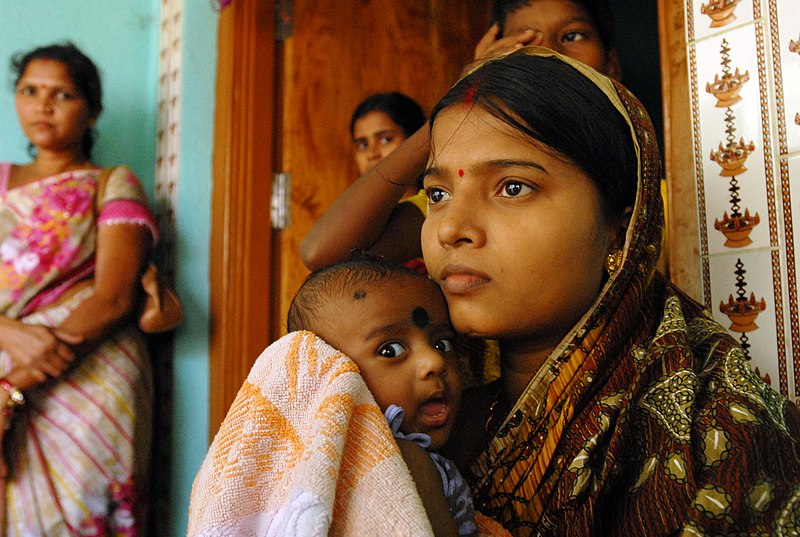 File:Changing lives Ante and post natal care for mums and babies in Orissa (6835364123).jpg