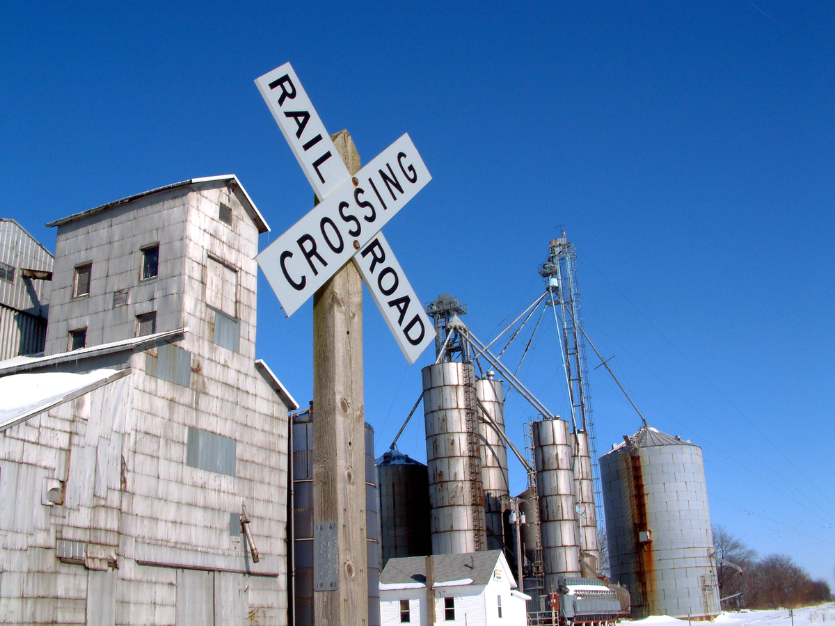 Definition & Meaning of Railroad crossing