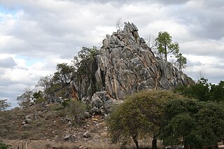 Chillagoe-limestone-boulders-north-queensland-australia.jpg