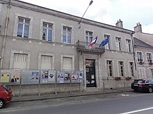 Cléry-Saint-André Mairie (à Cléry).JPG