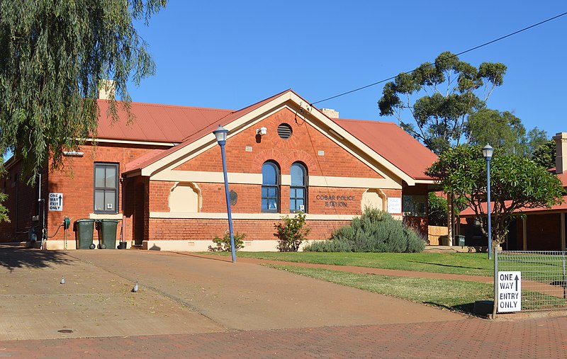 File:Cobar Police Station 103.JPG