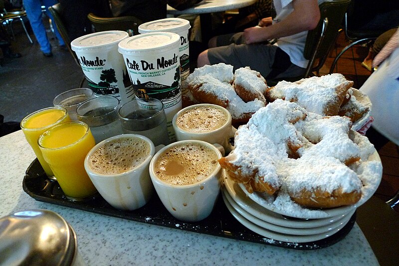 File:Coffee and Beignets at Café du Monde.jpg