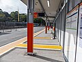 osmwiki:File:Contrasting pillars and TGSIs Roma Street bus station platform 1 Brisbane P1090710.jpg