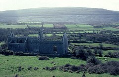 Corcomroe Abbey, салынды. 1205-1210 - geograph.org.uk - 65169.jpg