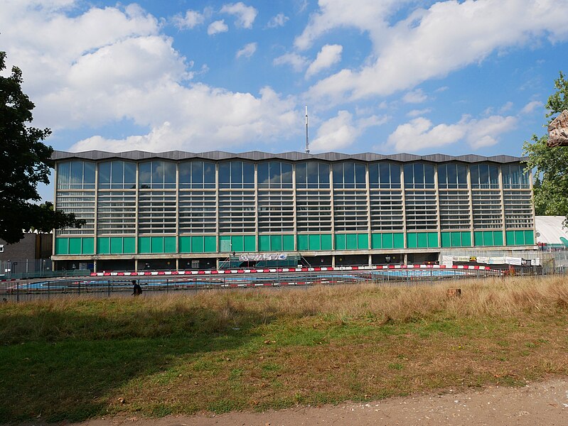 File:Crystal Palace National Sports Centre (East Face - 01).jpg