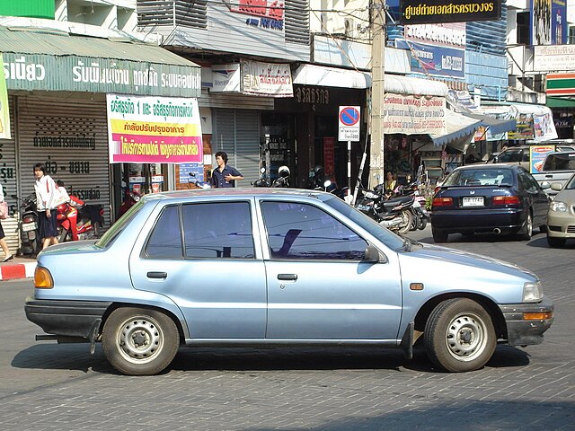 File:Daihatsu Charade sedan.jpg - Wikimedia Commons