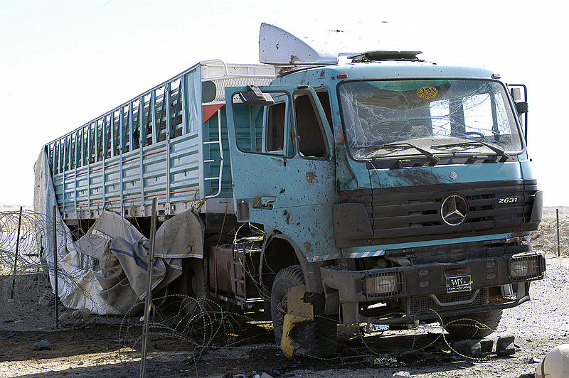 File:Damaged Mercedes Benz truck.JPEG