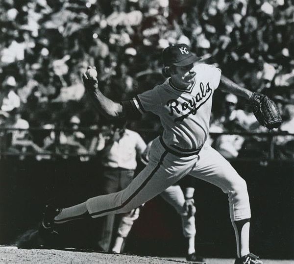 Quisenberry pitching for the Kansas City Royals