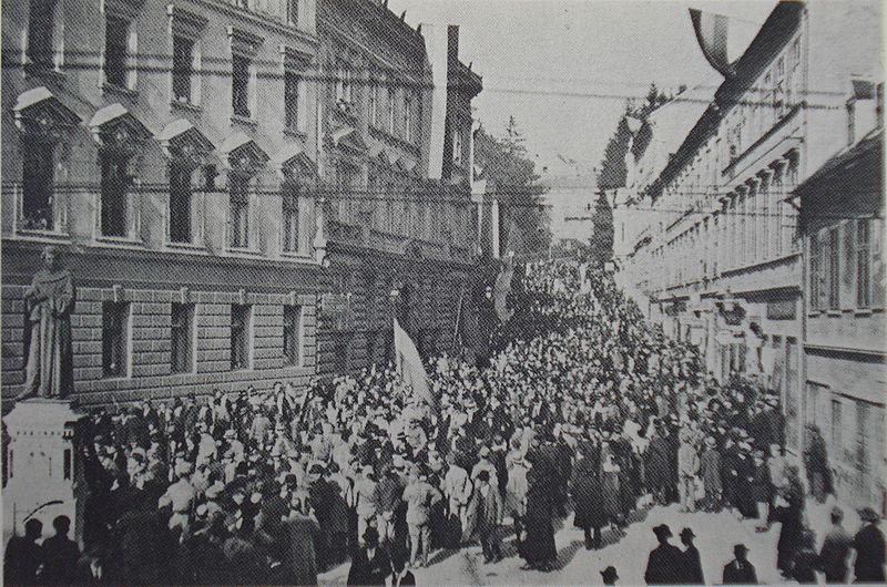 File:Demonstracije u Zagrebu 1918.jpg