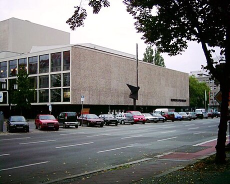 File:Deutsche oper berlin.jpg