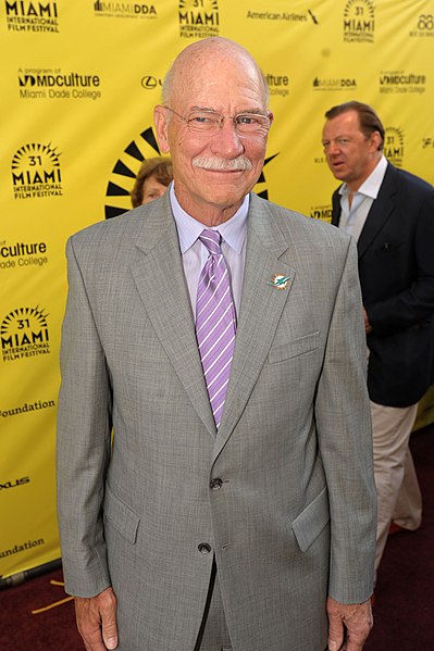 File:Dick Anderson at 2014 MIFF.jpg