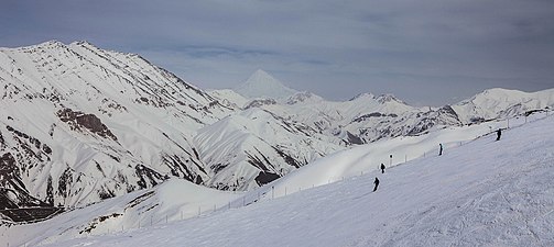 Dizin Ski resort Tehran3.jpg