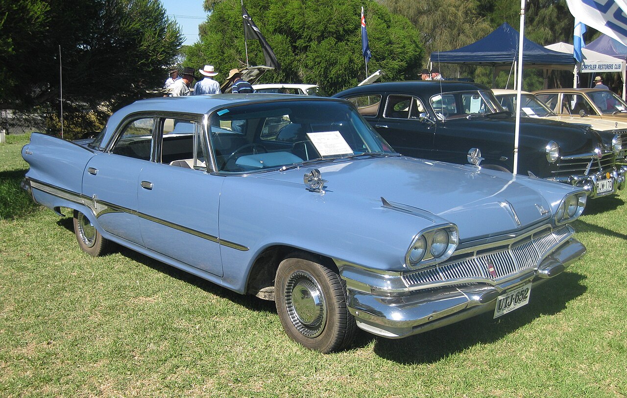 3 - Saviez-vous que: 1280px-Dodge_Phoenix_1960