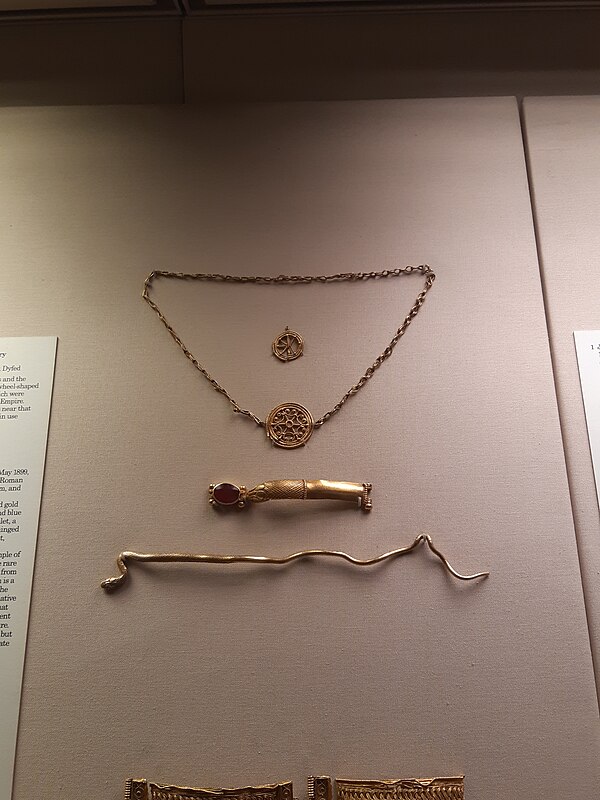 Romano-British jewellery from Dolaucothi in the British Museum