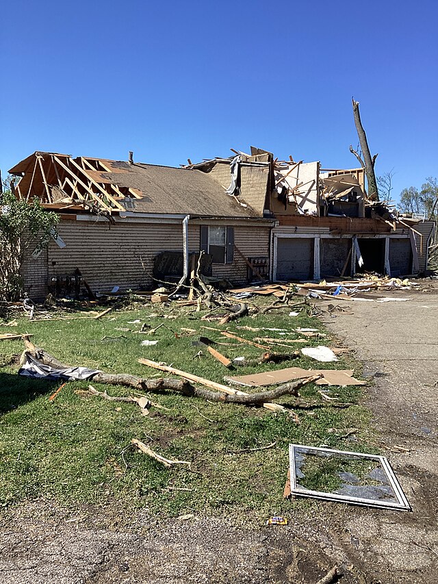 High-end EF2 damage at an apartment complex in Portage, Michigan.