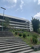 Escaleras entrada de la Facultad de Pedagogía, UV. Xalapa, Veracruz.jpg