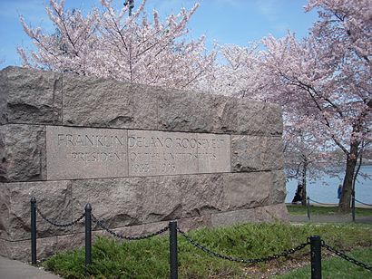 How to get to Franklin Delano Roosevelt Memorial with public transit - About the place
