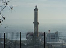 La centrale Enel presso la Lanterna di Genova