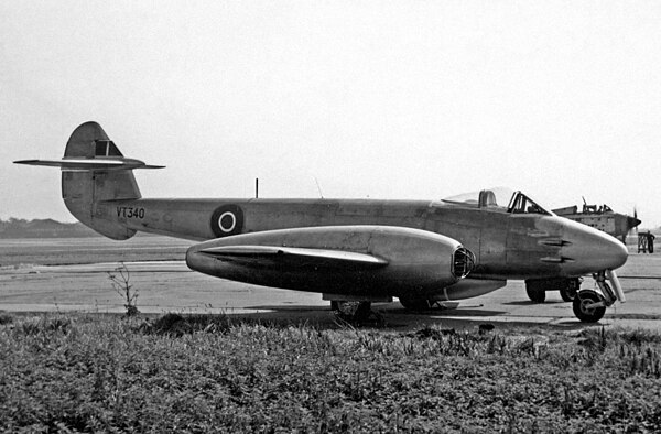 Gloster Meteor F.4, similar to what No. 43 (F) Squadron operated between 1949 and 1950.