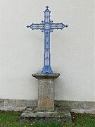 Croix au chevet de l'église.