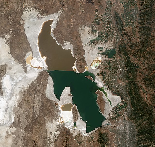 Satellite photo from August 2018 after years of drought, reaching near-record lows. Note the difference in colors between the northern and southern po