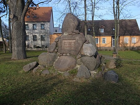 Groß Rosenburg,Denkmal