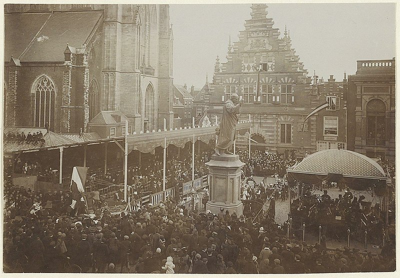 File:Grote Markt, Inventarisnummer NL-HlmNHA 11113.JPG