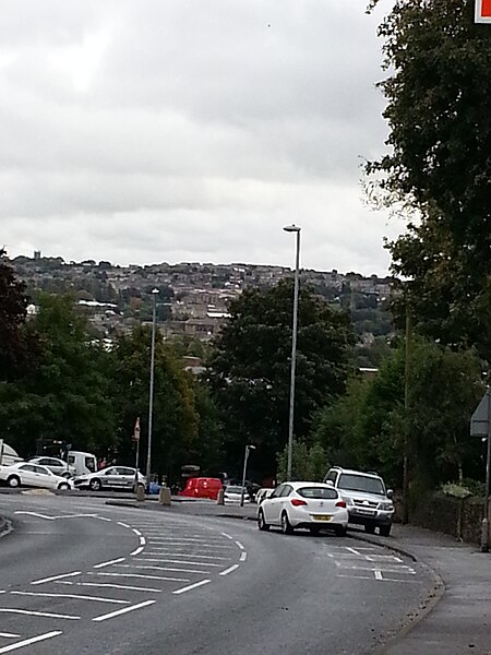 File:Heckmondwike from Liversedge.jpg