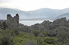 Héraclée du Latmos, entre Ionie et Carie, avec les vestiges de sa muraille hellénistique.