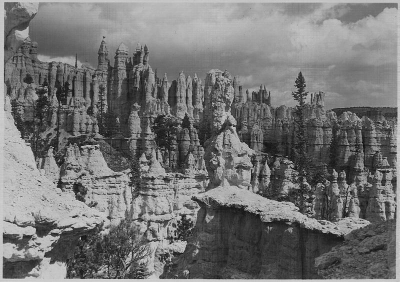 File:Hindu Temples from Peek-A-Boo Canyon. - NARA - 520275.jpg