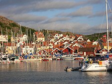 Hunnebostrands harbour.jpg