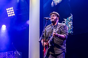 Israel Houghton