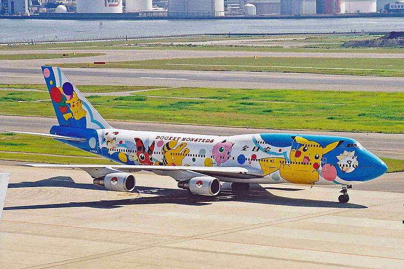 File:JA8964 B747-481D ANA All Nippon(Pokemon) HND 10JUL01 (7046345265).jpg