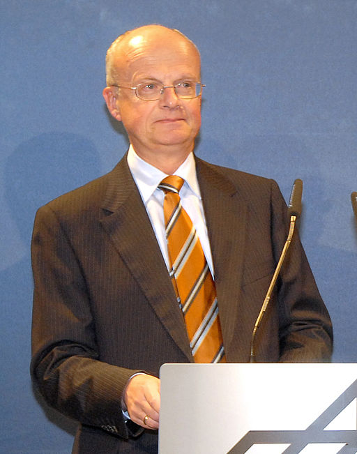 JHV Begruessung Peter Frankenberg