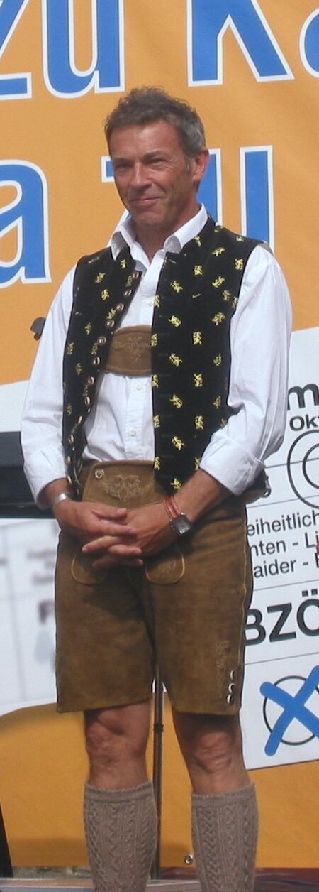 Jörg Haider wearing lederhosen at a meeting of his party BZÖ (2006)