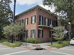 John Kenney House, 319 East Charlton Street