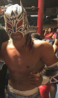 Komander Luchador (cropped).jpg