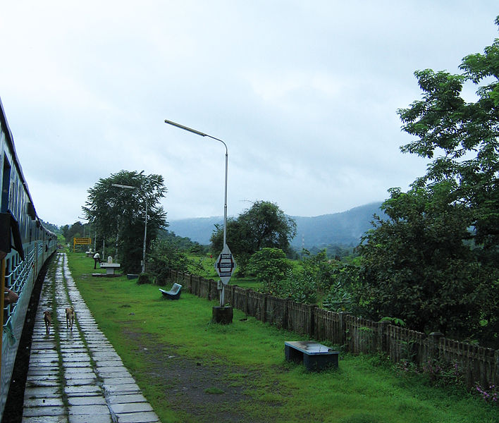 File:Konkan Railway - views from train on a Monsoon (35).JPG