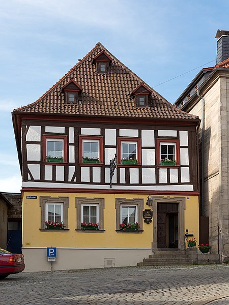 File:Kronach - Martinsplatz 10 2014-05.jpg