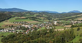 Krumbach (NÖ) - Südostansicht.JPG