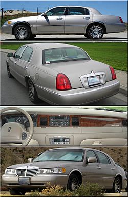 2000 Lincoln Town Car Signature Series with visible design changes.