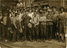 Child labor at Lane Cotton Mill, 1913. Photo by Lewis Hine. Lane Cotton Mill Workers New Orleans 1913.jpg