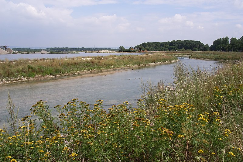 File:Lippesee Lippeumflut2.jpg