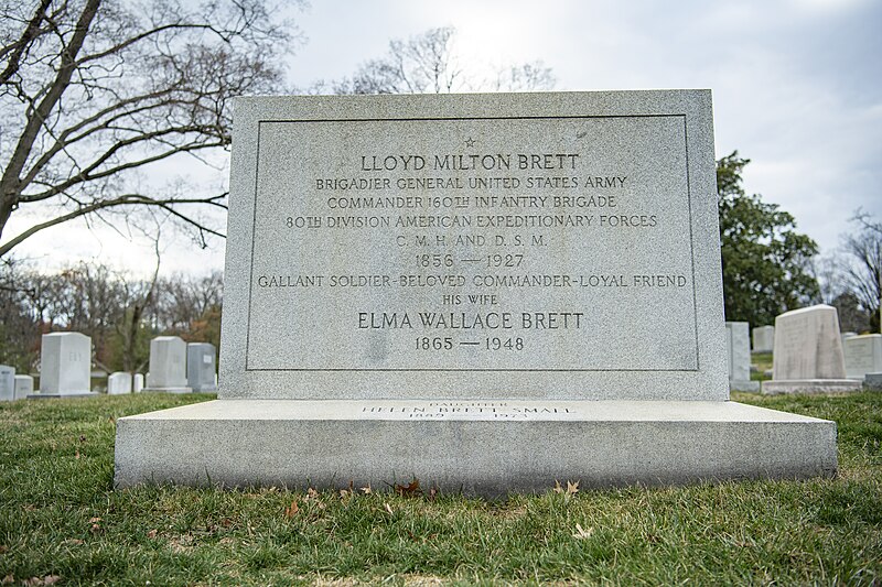 File:Lloyd Milton Brett Arlington National Cemetery.jpg